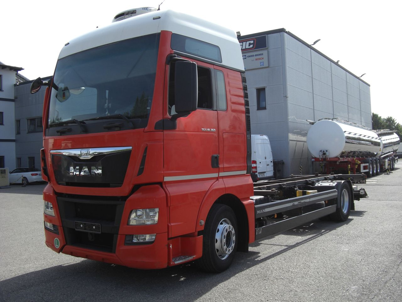 MAN 18360XXL TGX / LBW - Camión portacontenedore/ Intercambiable: foto 1 MAN 18360XXL TGX / LBW - Camión portacontenedore/ Intercambiable: foto 1