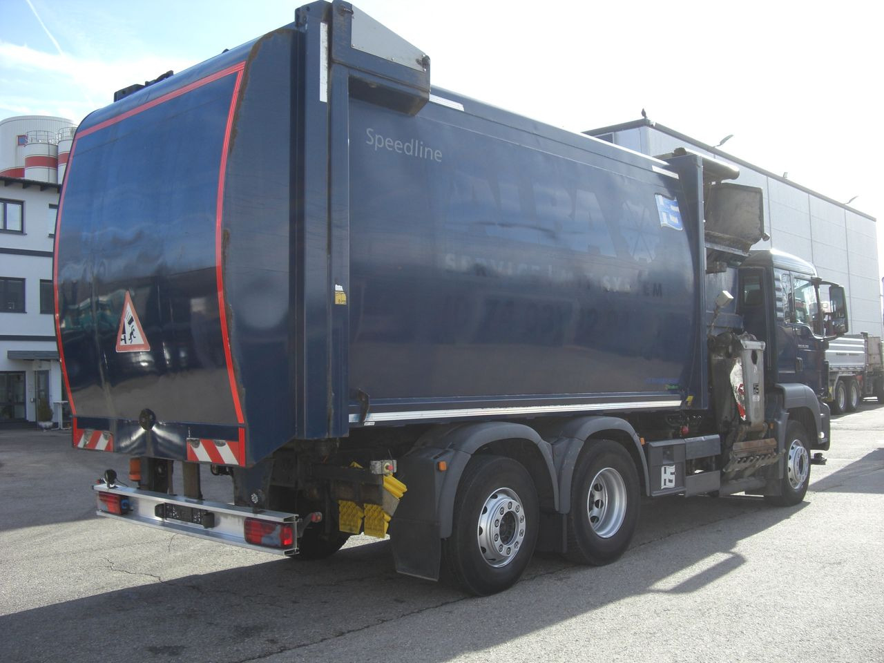 MAN 26360FNLL / RECHTSGEST. - Camión de basura: foto 3 MAN 26360FNLL / RECHTSGEST. - Camión de basura: foto 3