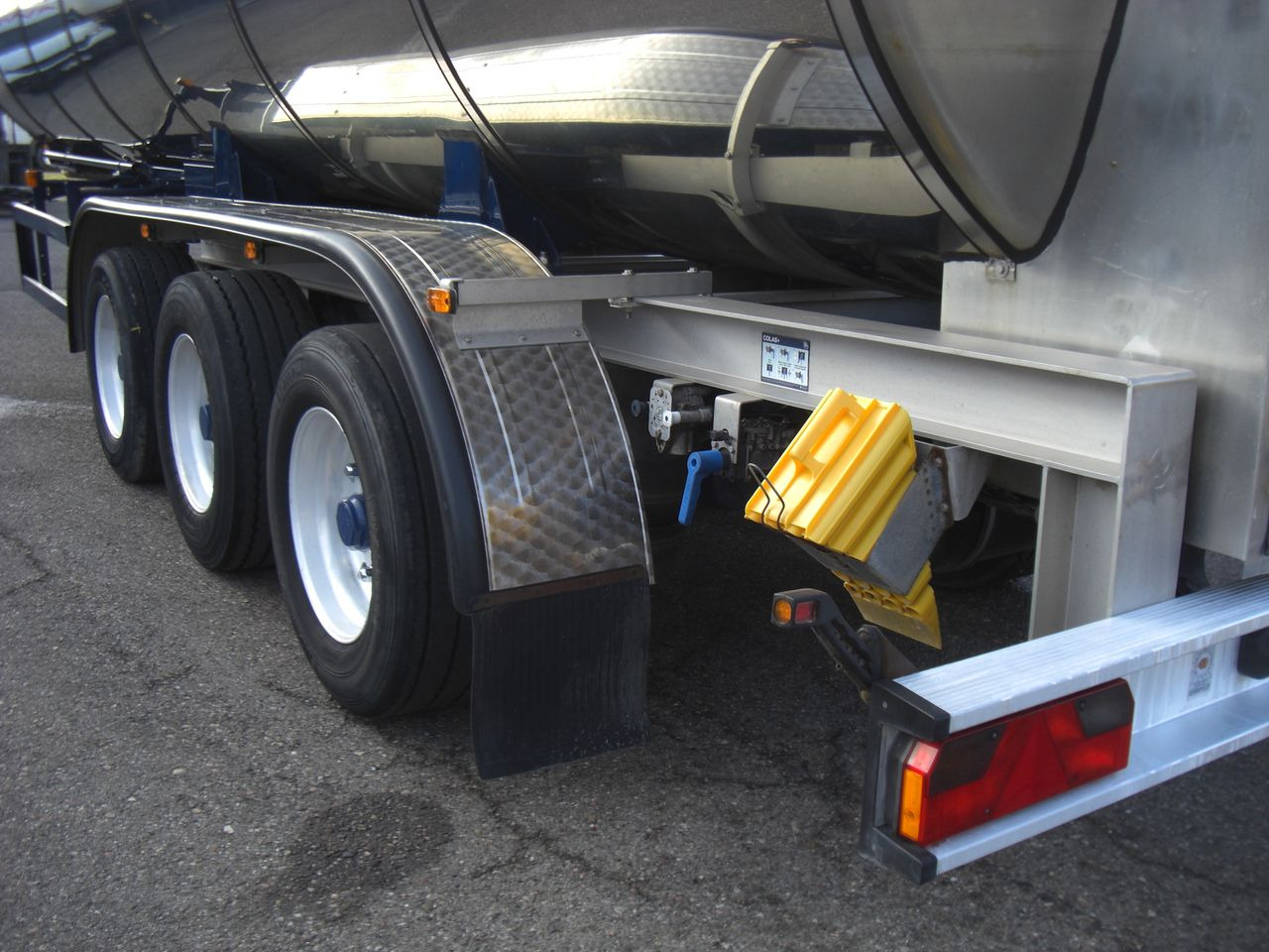 Wangen/Magyar SRP3MEB /BIERTANK - Semirremolque cisterna: foto 5 Wangen/Magyar SRP3MEB /BIERTANK - Semirremolque cisterna: foto 5