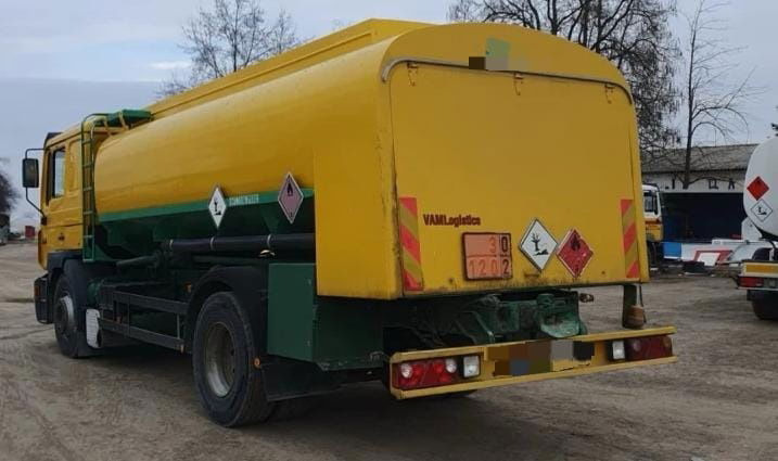 MAN 19.403 Tanker - Camión cisterna: foto 4 MAN 19.403 Tanker - Camión cisterna: foto 4