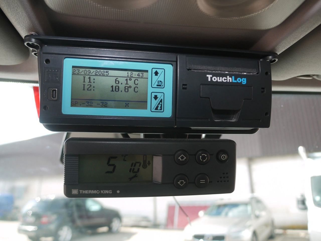 Furgoneta frigorifica Fiat DOBLO 1.6 KUHLKOFFER THERMOKING MT   A/C: foto 16