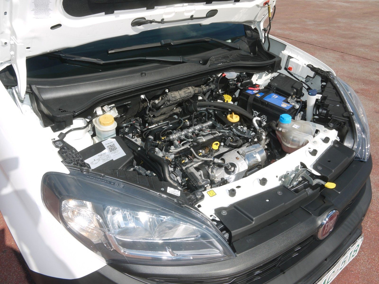 Furgoneta frigorifica Fiat DOBLO 1.6 KUHLKOFFER THERMOKING MT   A/C: foto 18