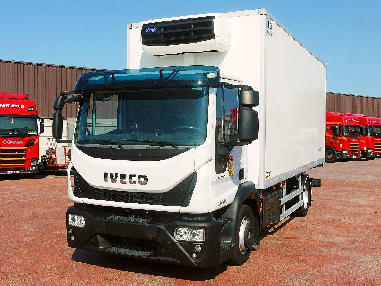 Iveco 120E28 KUHLKOFFER FLEISH BAHNEN CARRIER XARIOS - Camión frigorífico: foto 5 Iveco 120E28 KUHLKOFFER FLEISH BAHNEN CARRIER XARIOS - Camión frigorífico: foto 5