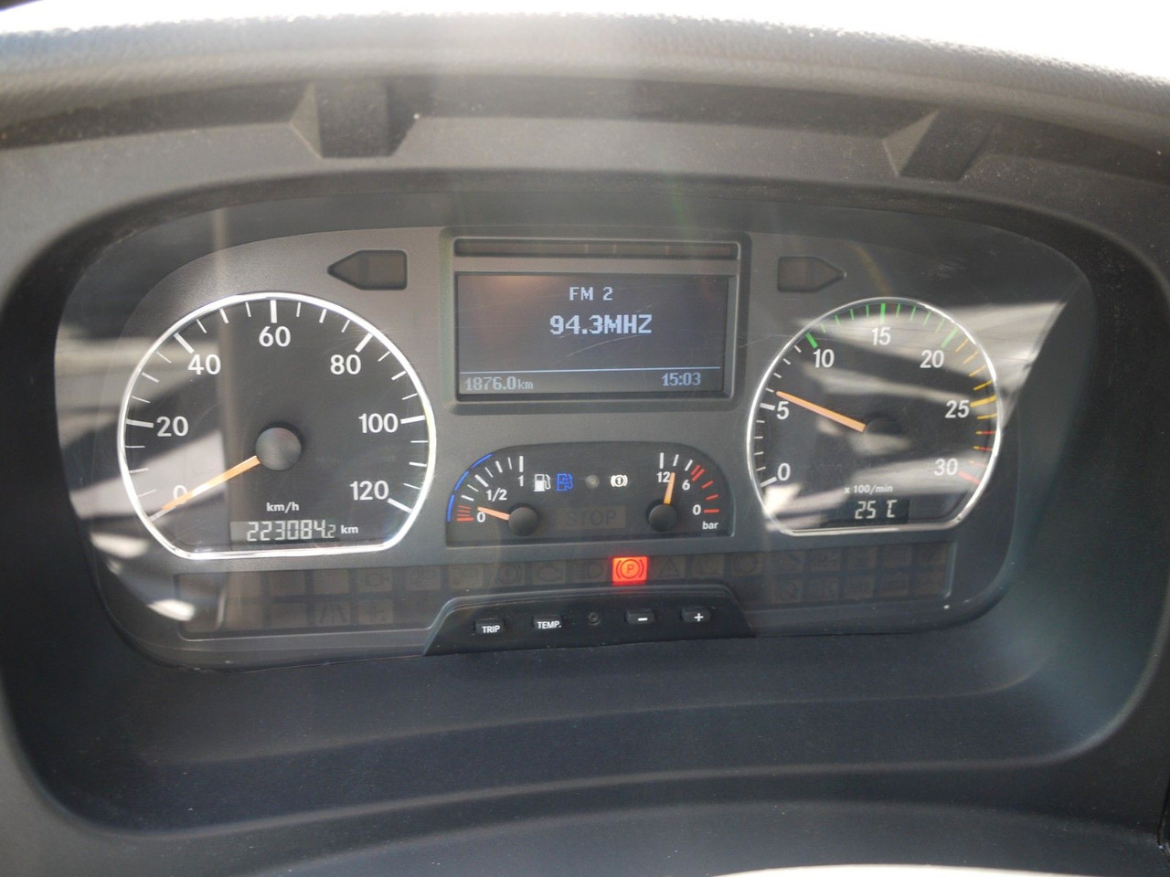 Camión caja cerrada Mercedes-Benz 1318 ATEGO MEUBEL KOFFER LBW MANUAL  LUFTFEDERNG: foto 15