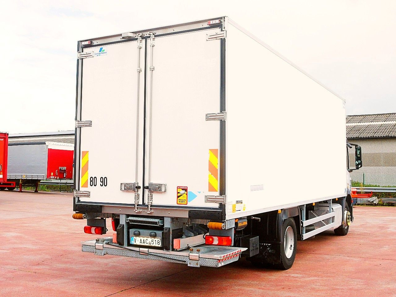 Mercedes-Benz 1830 ANTOS KUHLKOFFER CARRIER SUPRA 850 - Camión frigorífico: foto 5 Mercedes-Benz 1830 ANTOS KUHLKOFFER CARRIER SUPRA 850 - Camión frigorífico: foto 5