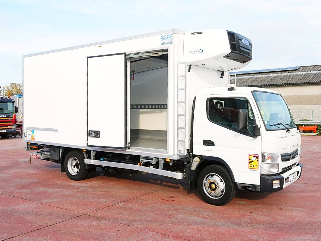 Mitsubishi FUSO CANTER KUHLKOFFER CARRIER SUPRA 750 MULTI Mitsubishi FUSO CANTER KUHLKOFFER CARRIER SUPRA 750 MULTI - Furgoneta frigorifica: foto 3 Mitsubishi FUSO CANTER KUHLKOFFER CARRIER SUPRA 750 MULTI Mitsubishi FUSO CANTER KUHLKOFFER CARRIER SUPRA 750 MULTI - Furgoneta frigorifica: foto 3
