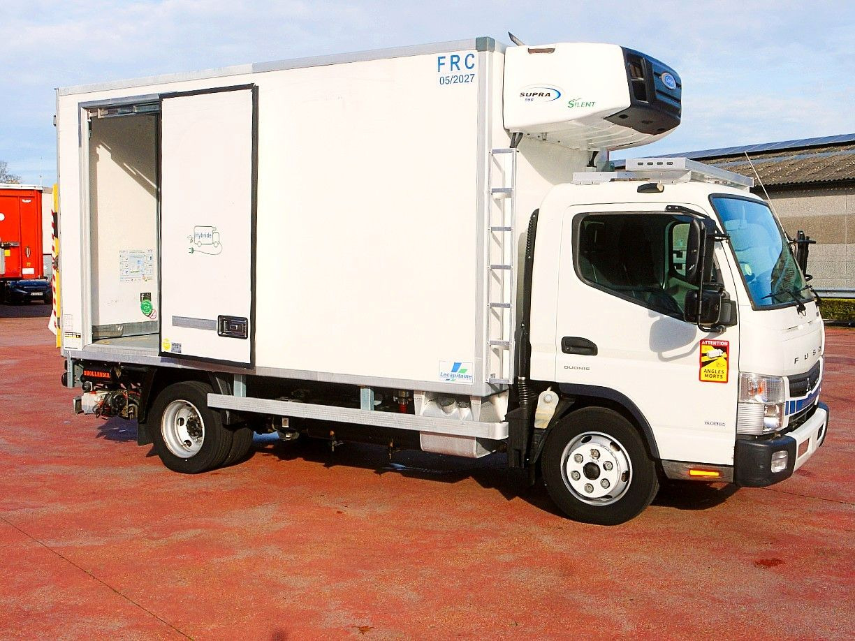 Mitsubishi FUSO HYBRIDE KUHLKOFFER CARRIER SUPRA 550 78tkm - Furgoneta frigorifica: foto 3 Mitsubishi FUSO HYBRIDE KUHLKOFFER CARRIER SUPRA 550 78tkm - Furgoneta frigorifica: foto 3