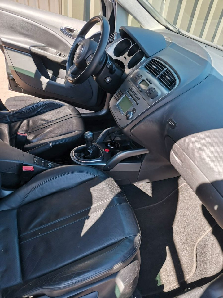 Seat Altea Stylance / Style LEDER / KLIMA top zustand - Coche: foto 5 Seat Altea Stylance / Style LEDER / KLIMA top zustand - Coche: foto 5