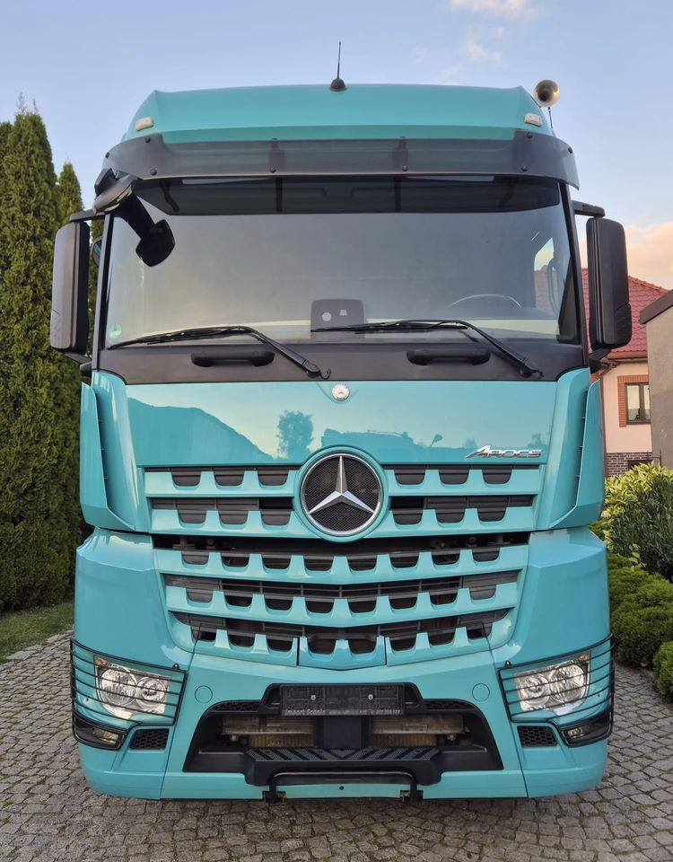 Mercedes-Benz AROCS - Cabeza tractora: foto 2 Mercedes-Benz AROCS - Cabeza tractora: foto 2