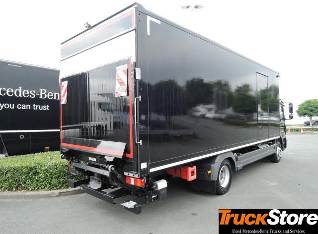 Mercedes-Benz Atego 1224 L - Camión caja cerrada: foto 4 Mercedes-Benz Atego 1224 L - Camión caja cerrada: foto 4