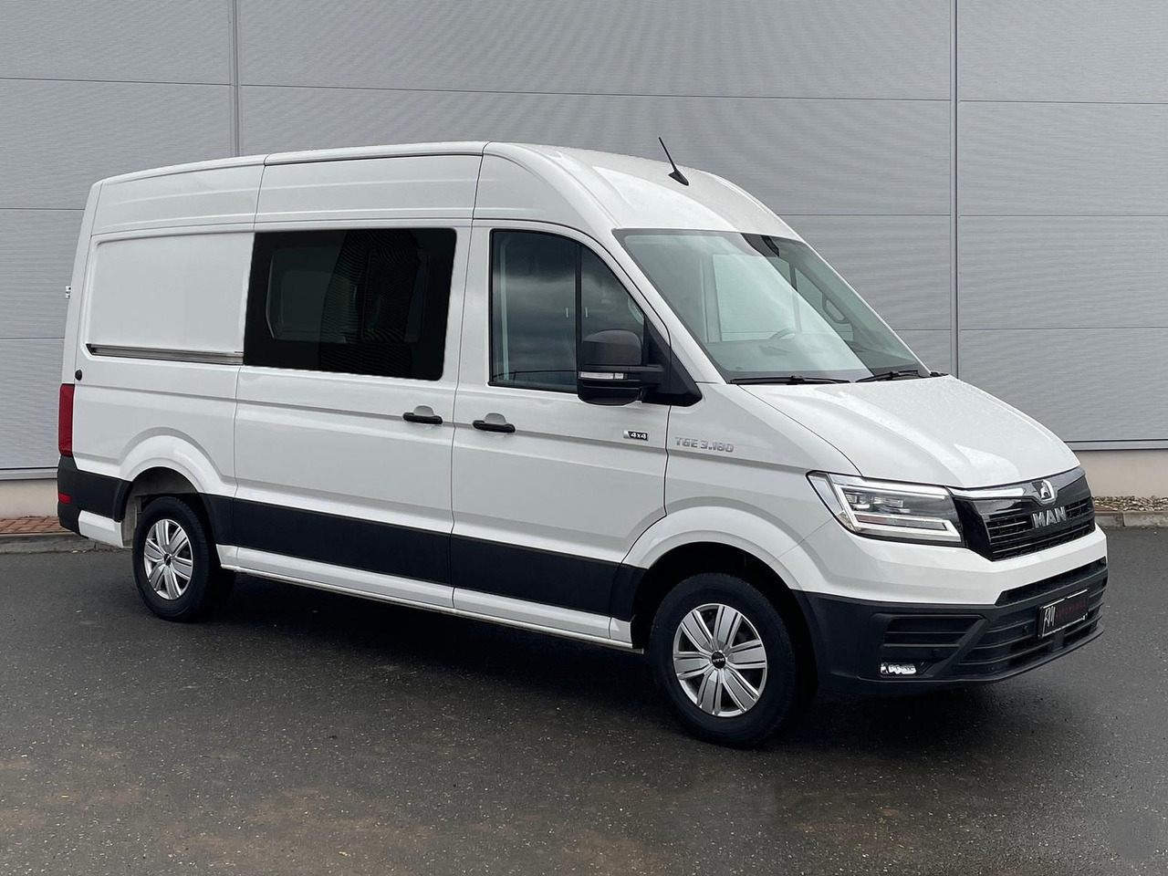 MAN TGE 3.180 L3H3 MIXTO 4x4 STANDHZ DIFF AHK ACC - Furgoneta: foto 2 MAN TGE 3.180 L3H3 MIXTO 4x4 STANDHZ DIFF AHK ACC - Furgoneta: foto 2