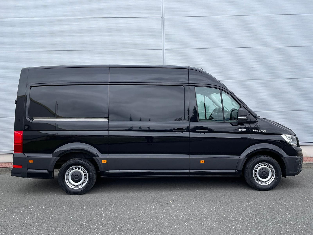 MAN TGE 3.180 L3H3 Kasten 4x4 AUTOM DIFF AHK ACC NAV - Furgón: foto 5 MAN TGE 3.180 L3H3 Kasten 4x4 AUTOM DIFF AHK ACC NAV - Furgón: foto 5