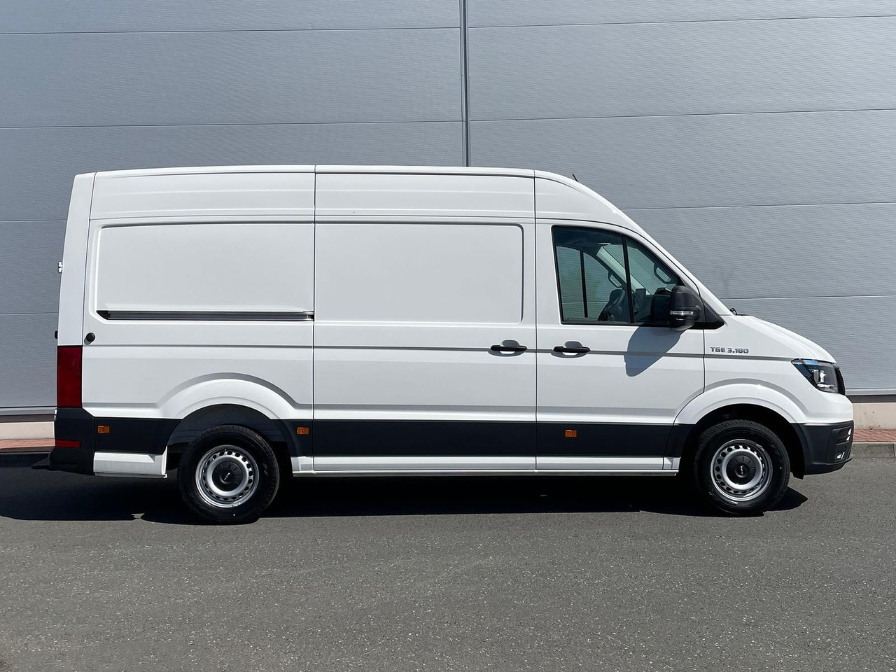 MAN TGE 3.180 L3H3 Kasten KAMERA NAVI DAB SITZH TEMP - Coche: foto 5 MAN TGE 3.180 L3H3 Kasten KAMERA NAVI DAB SITZH TEMP - Coche: foto 5
