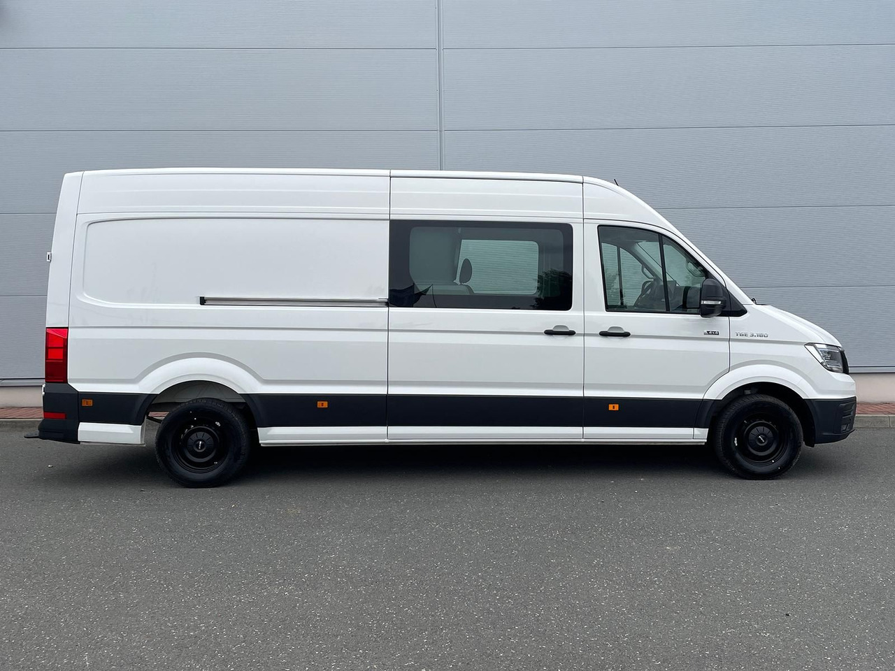 MAN TGE 3.180 L4H3 MIXTO 4x4 Autom STANDH LED KAMERA - Furgón, Furgoneta combi: foto 5 MAN TGE 3.180 L4H3 MIXTO 4x4 Autom STANDH LED KAMERA - Furgón, Furgoneta combi: foto 5