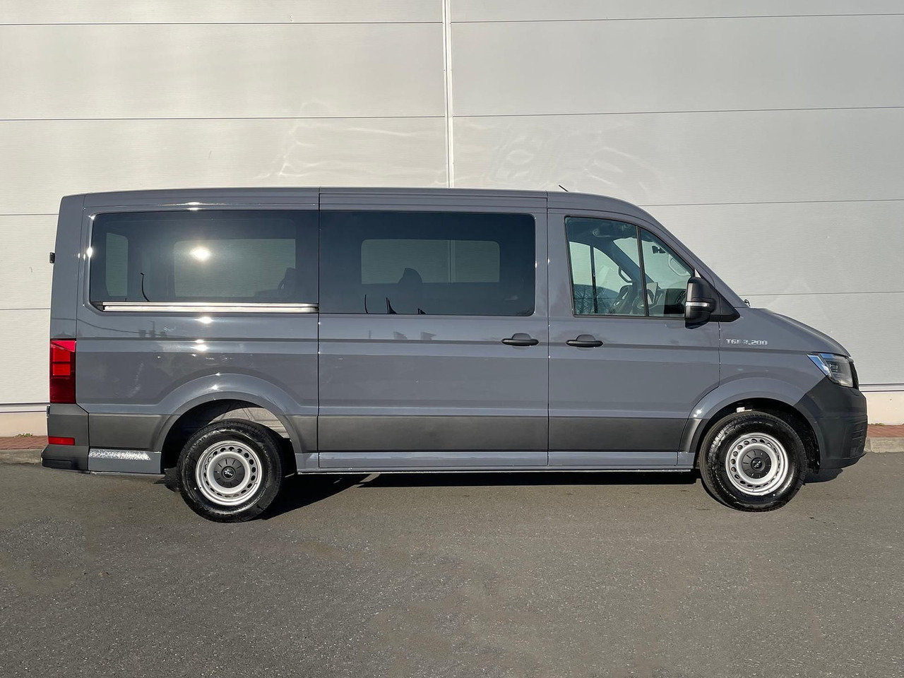 MAN TGE 3.200 L3H2 Kombi 8SITZE ACC LED STANDHZ DAB - Furgón: foto 5 MAN TGE 3.200 L3H2 Kombi 8SITZE ACC LED STANDHZ DAB - Furgón: foto 5