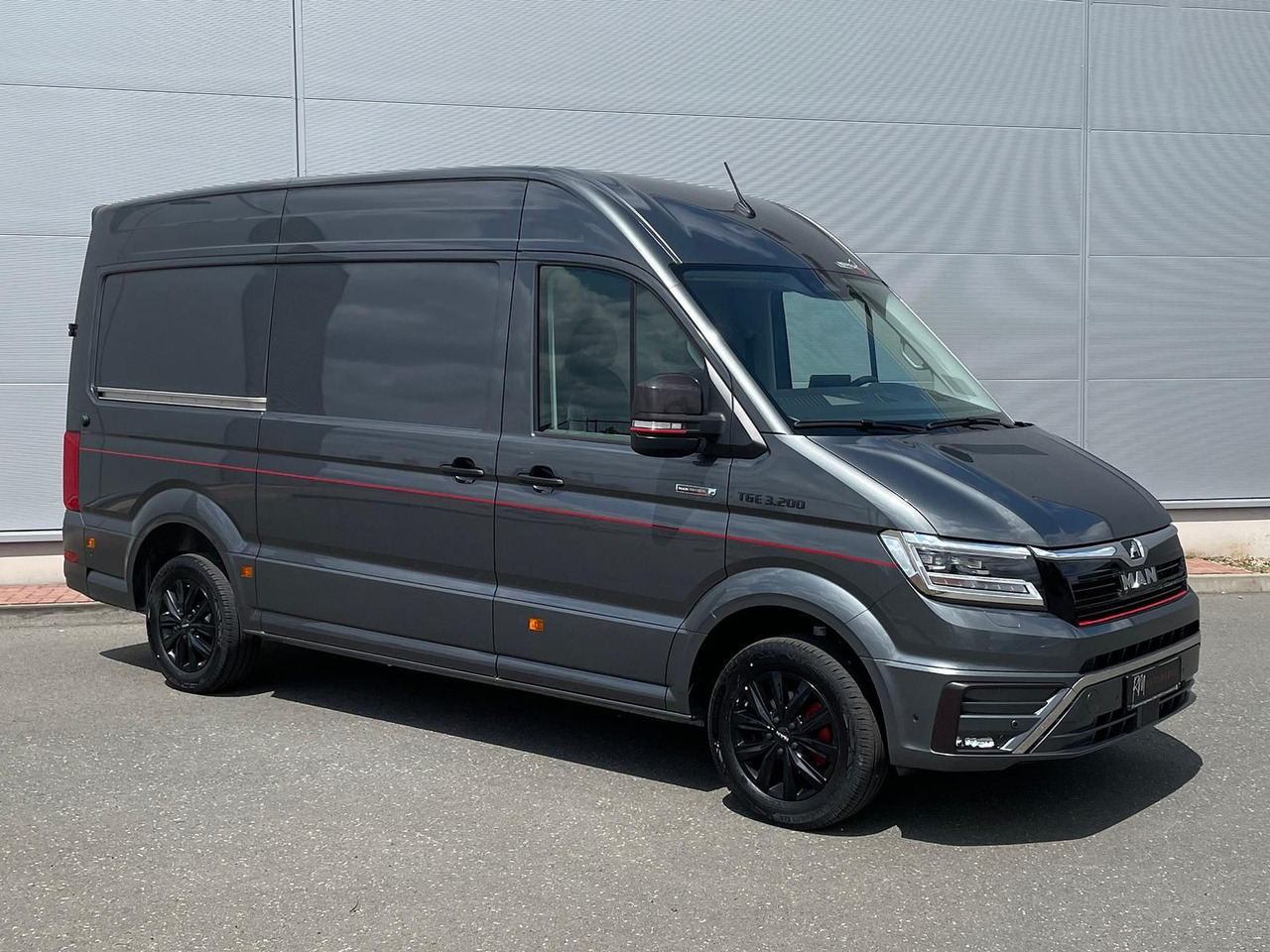 MAN TGE 3.200 L3H3 Kasten 4x4 Individual S ACC STHZ - Furgón: foto 2 MAN TGE 3.200 L3H3 Kasten 4x4 Individual S ACC STHZ - Furgón: foto 2