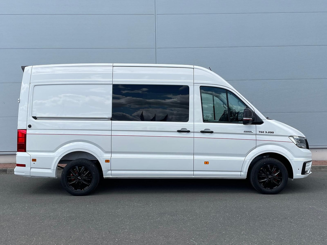 MAN TGE 3.200 L3H3 MIXTO 4x4 Individual S ACC STANDH - Furgón, Furgoneta combi: foto 5 MAN TGE 3.200 L3H3 MIXTO 4x4 Individual S ACC STANDH - Furgón, Furgoneta combi: foto 5