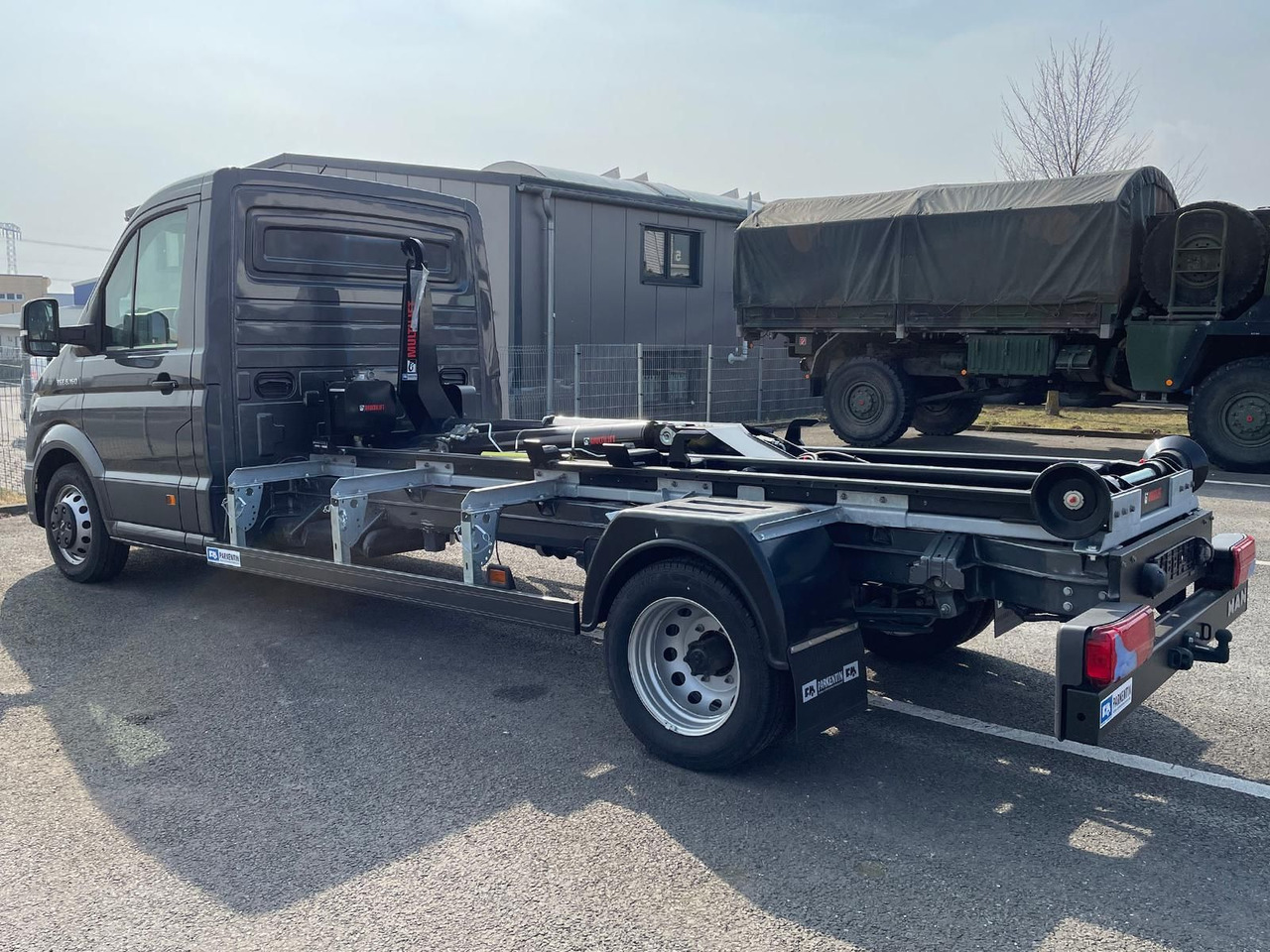 MAN TGE 6.160 Fahrgestell L4 Multilift Abrollkipper - Camión chasis: foto 5 MAN TGE 6.160 Fahrgestell L4 Multilift Abrollkipper - Camión chasis: foto 5