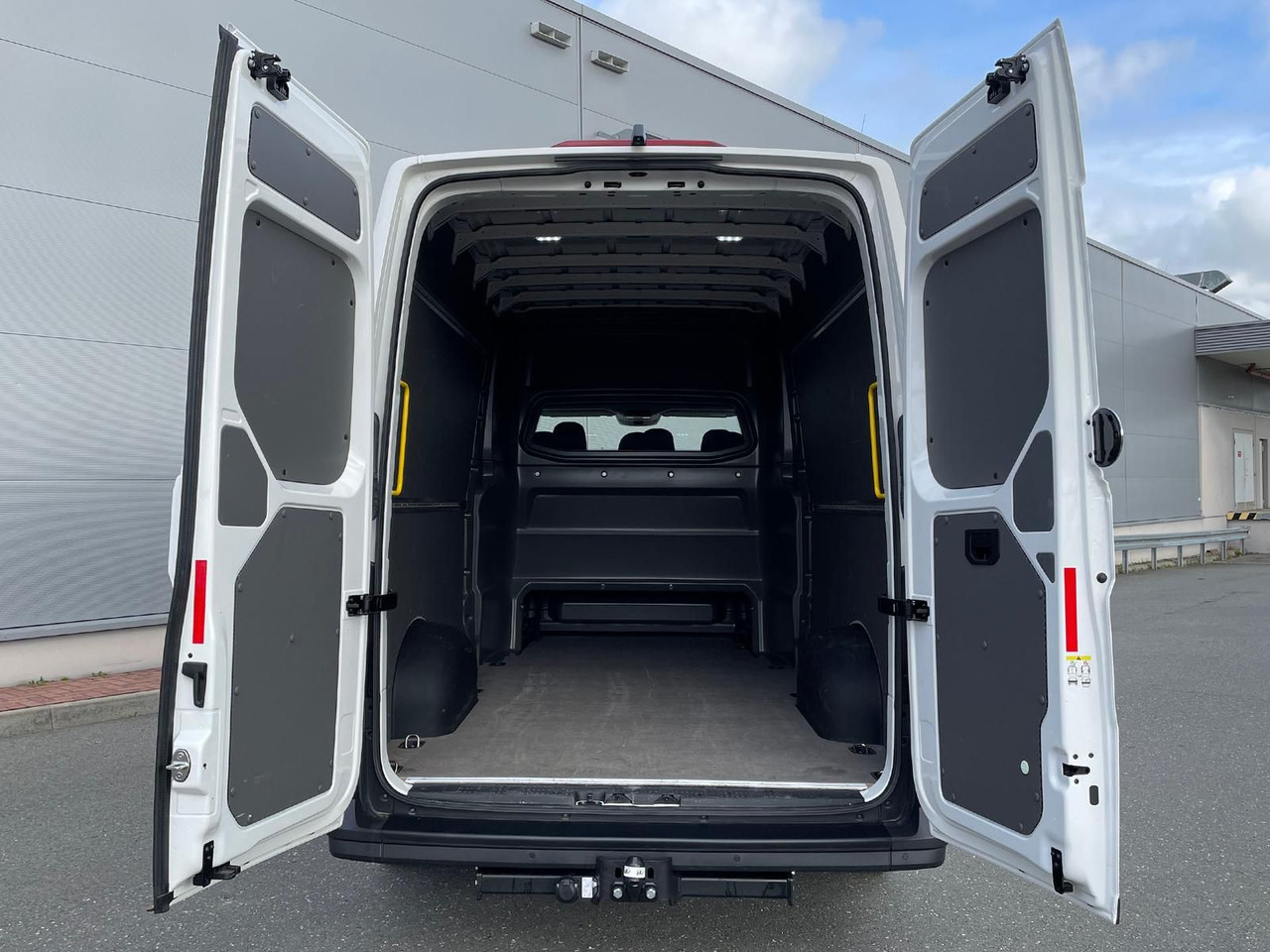 Furgón, Furgoneta combi Volkswagen Crafter MIXTO 35 L4H3 KAMERA KLIMA SITZHZ DAB: foto 30