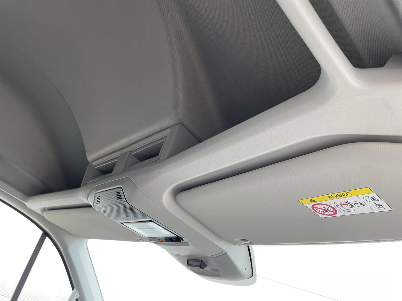Furgón, Furgoneta combi Volkswagen Crafter MIXTO 35 L4H3 KAMERA KLIMA SITZHZ DAB: foto 26
