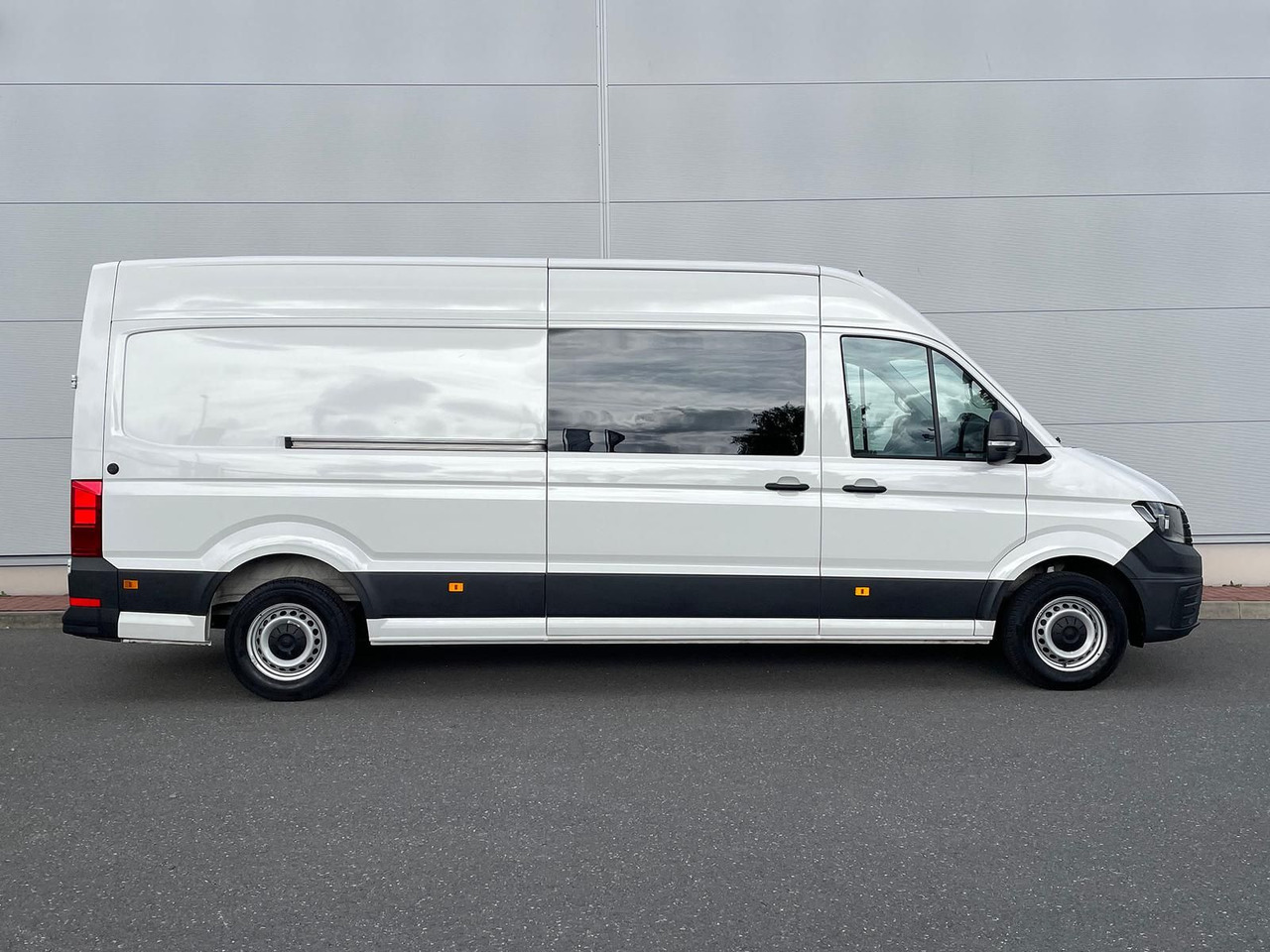 Volkswagen Crafter MIXTO 35 L4H3 KAMERA KLIMA SITZHZ DAB - Furgoneta de pasajeros: foto 5 Volkswagen Crafter MIXTO 35 L4H3 KAMERA KLIMA SITZHZ DAB - Furgoneta de pasajeros: foto 5