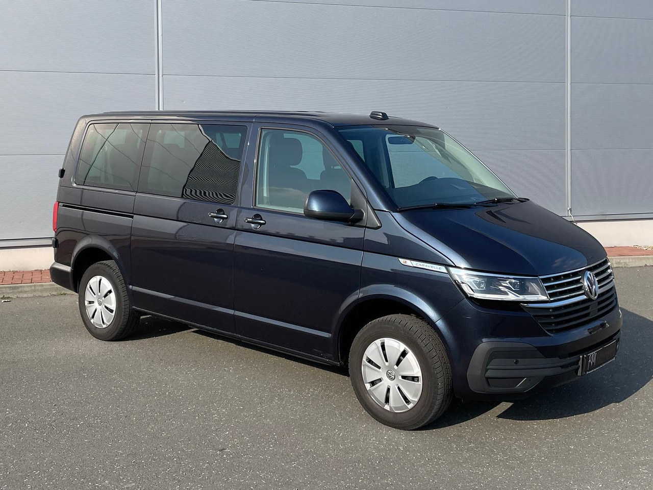Volkswagen T6.1 Caravelle Comfortline NAV LED TEMP DAB PDC - Furgoneta de pasajeros: foto 2 Volkswagen T6.1 Caravelle Comfortline NAV LED TEMP DAB PDC - Furgoneta de pasajeros: foto 2