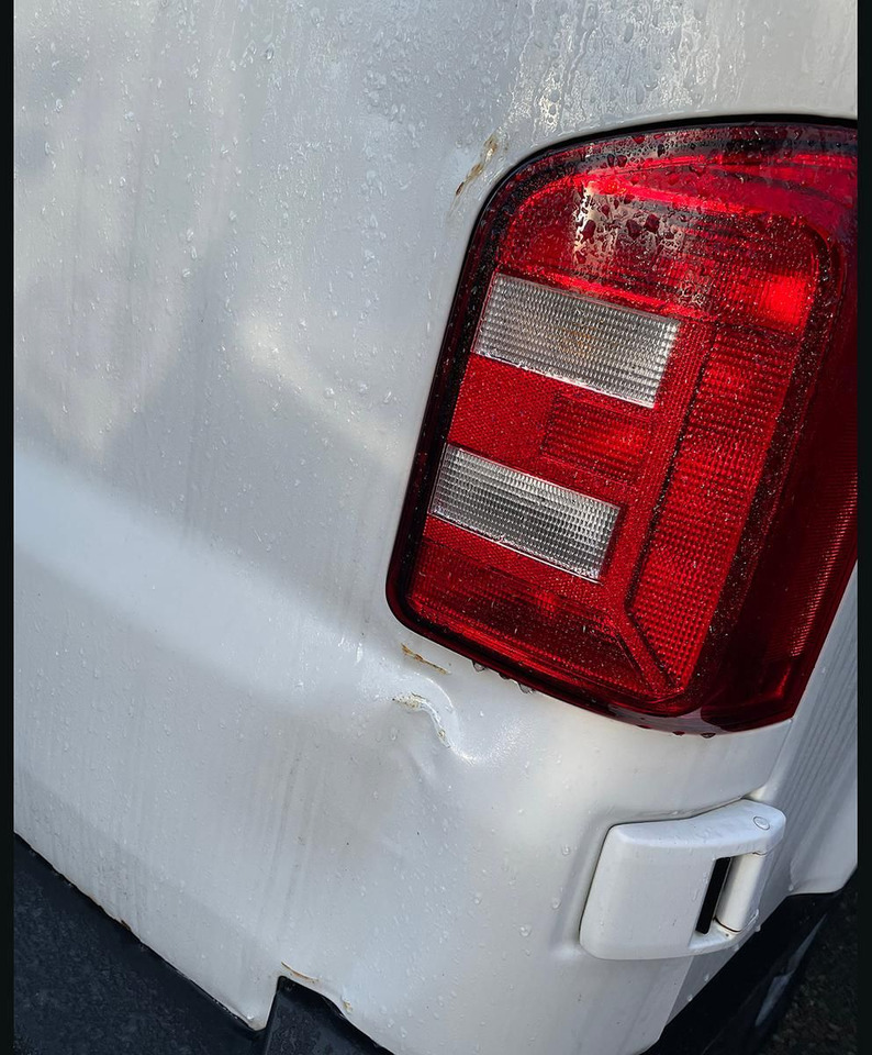 Minibús, Furgoneta de pasajeros Volkswagen T6 Transporter 2.0 TDI Kombi lang 9-SITZE TEMP: foto 15 Minibús, Furgoneta de pasajeros Volkswagen T6 Transporter 2.0 TDI Kombi lang 9-SITZE TEMP: foto 15