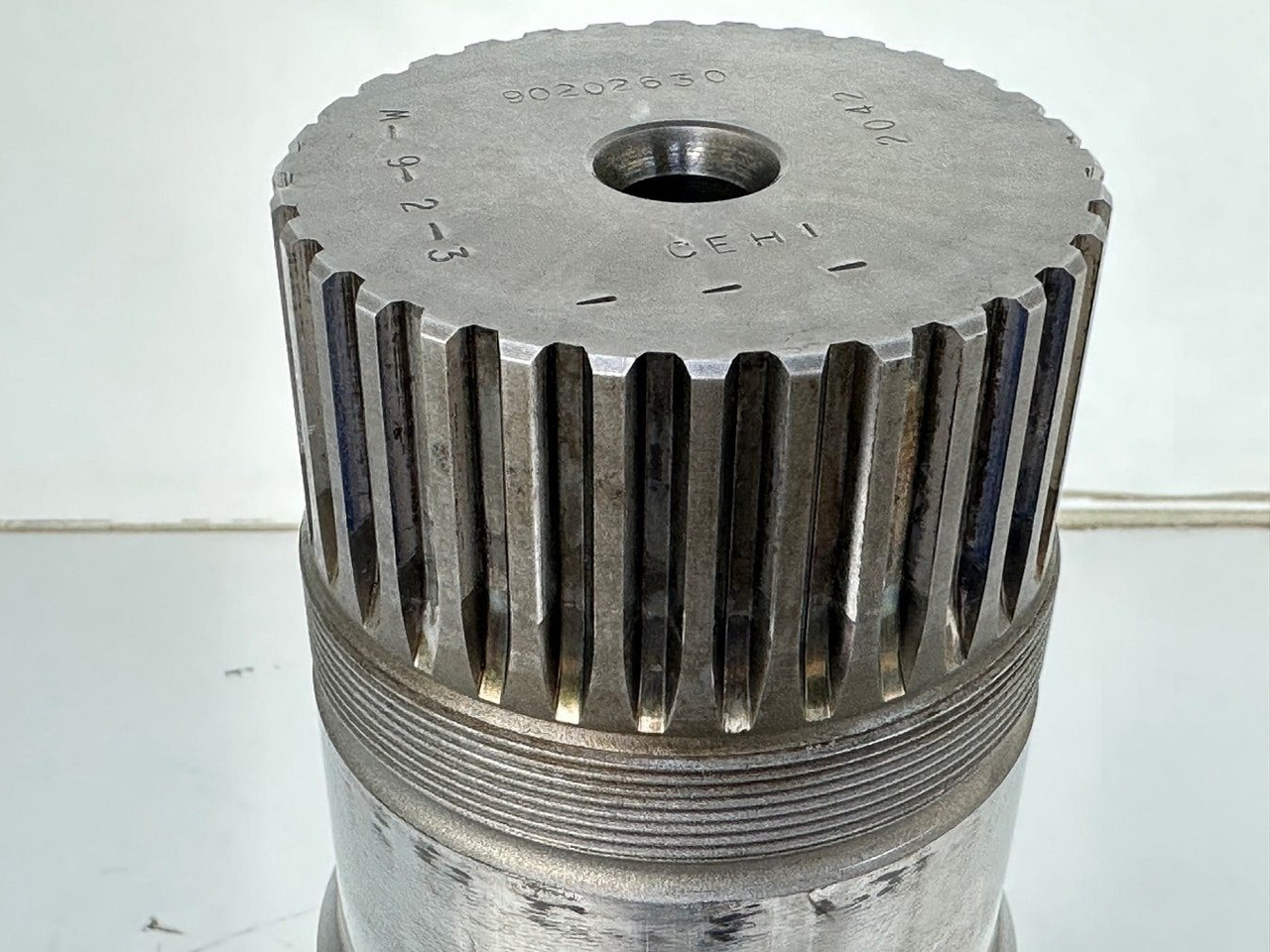 Reductor de giro para Excavadora de cadenas Liebherr Abtriebswelle ID-Nr.90202630 - ID-Nr.90006530.  LH40, LH50, R936. #90202630.2042#: foto 13