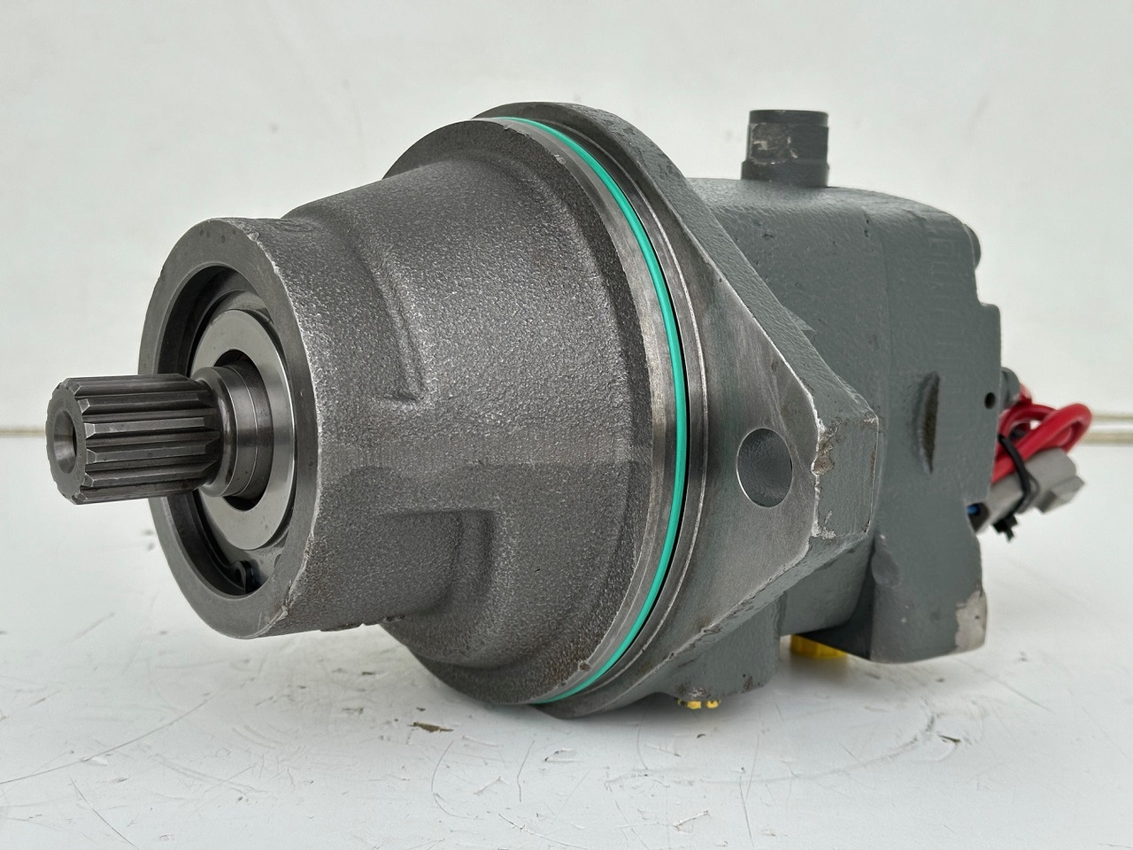 Liebherr Hydraulikeinbaumotor FMF045, ID-Nr.10132702. A924, LH30C, LH30M, LH35M, LH35MT, LH40C, LH40CP, LH40M, LH40MP, LH50CHR, LH50M, LH50MHR, LH50MT. #23.12.01063# - Motor hidráulico para Maquinaria de construcción: foto 3 Liebherr Hydraulikeinbaumotor FMF045, ID-Nr.10132702. A924, LH30C, LH30M, LH35M, LH35MT, LH40C, LH40CP, LH40M, LH40MP, LH50CHR, LH50M, LH50MHR, LH50MT. #23.12.01063# - Motor hidráulico para Maquinaria de construcción: foto 3