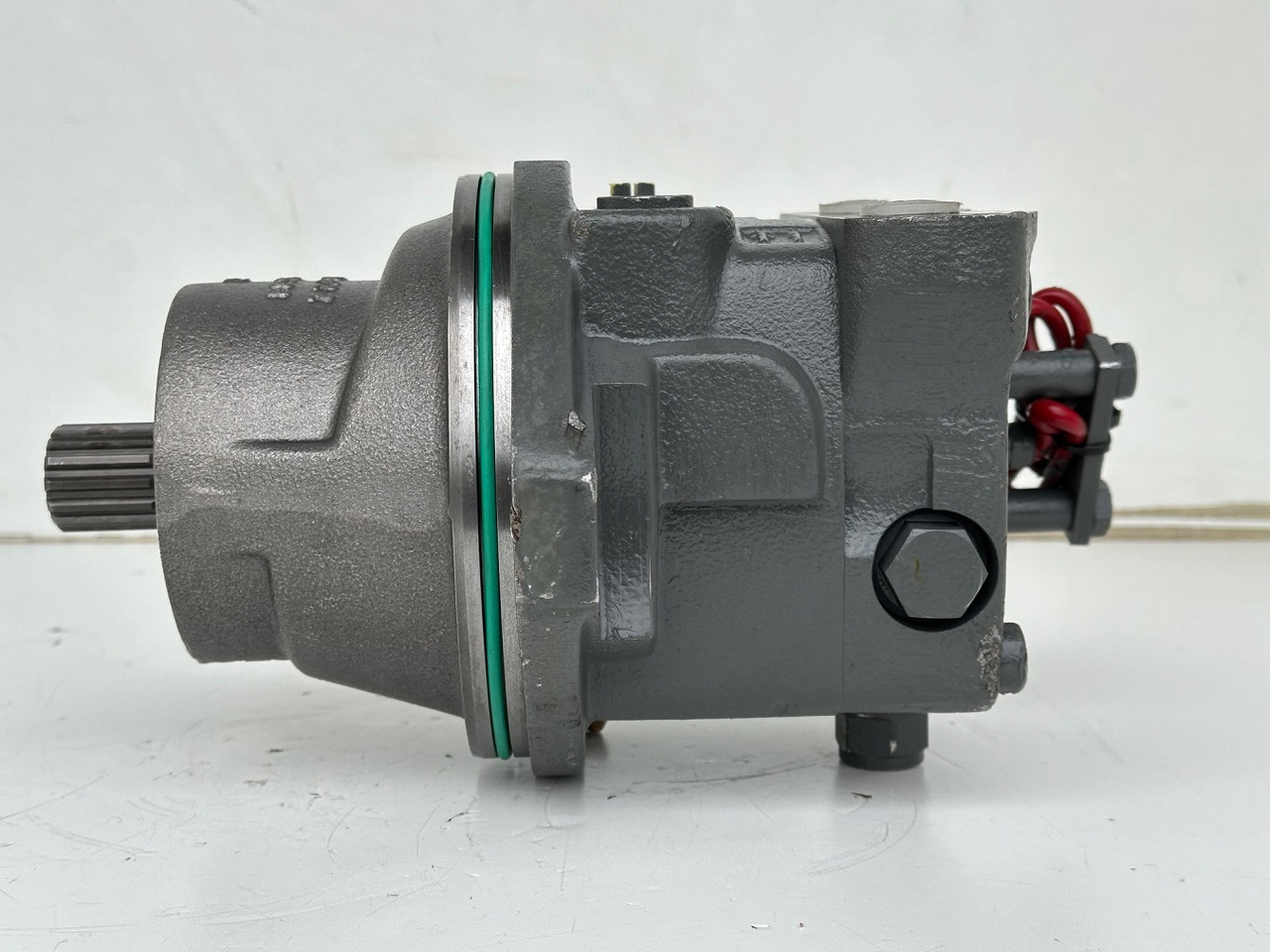 Liebherr Hydraulikeinbaumotor FMF045, ID-Nr.10132702. A924, LH30C, LH30M, LH35M, LH35MT, LH40C, LH40CP, LH40M, LH40MP, LH50CHR, LH50M, LH50MHR, LH50MT. #23.12.01804# - Motor hidráulico para Maquinaria de construcción: foto 3 Liebherr Hydraulikeinbaumotor FMF045, ID-Nr.10132702. A924, LH30C, LH30M, LH35M, LH35MT, LH40C, LH40CP, LH40M, LH40MP, LH50CHR, LH50M, LH50MHR, LH50MT. #23.12.01804# - Motor hidráulico para Maquinaria de construcción: foto 3