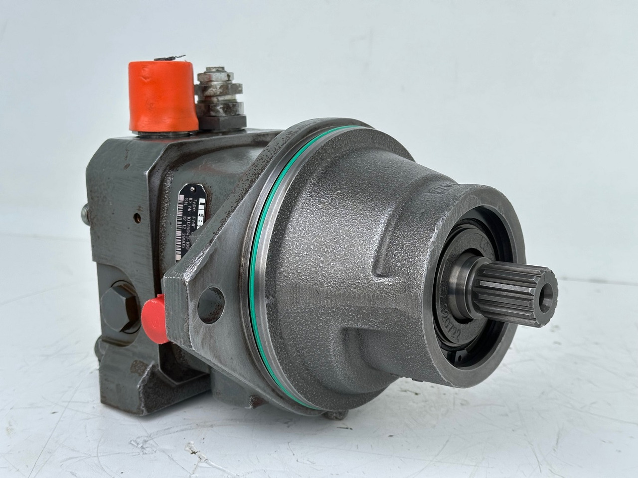 Liebherr Hydraulikeinbaumotor Typ:FMF045. ID-Nr.9075181 - ID-Nr.10125041 - ID-Nr.10125043. A309, A311, A312, A314, A316, A900, A904, A918, R313, R317, R900, R904. #10125043.39905# - Motor hidráulico para Excavadora de cadenas: foto 4 Liebherr Hydraulikeinbaumotor Typ:FMF045. ID-Nr.9075181 - ID-Nr.10125041 - ID-Nr.10125043. A309, A311, A312, A314, A316, A900, A904, A918, R313, R317, R900, R904. #10125043.39905# - Motor hidráulico para Excavadora de cadenas: foto 4