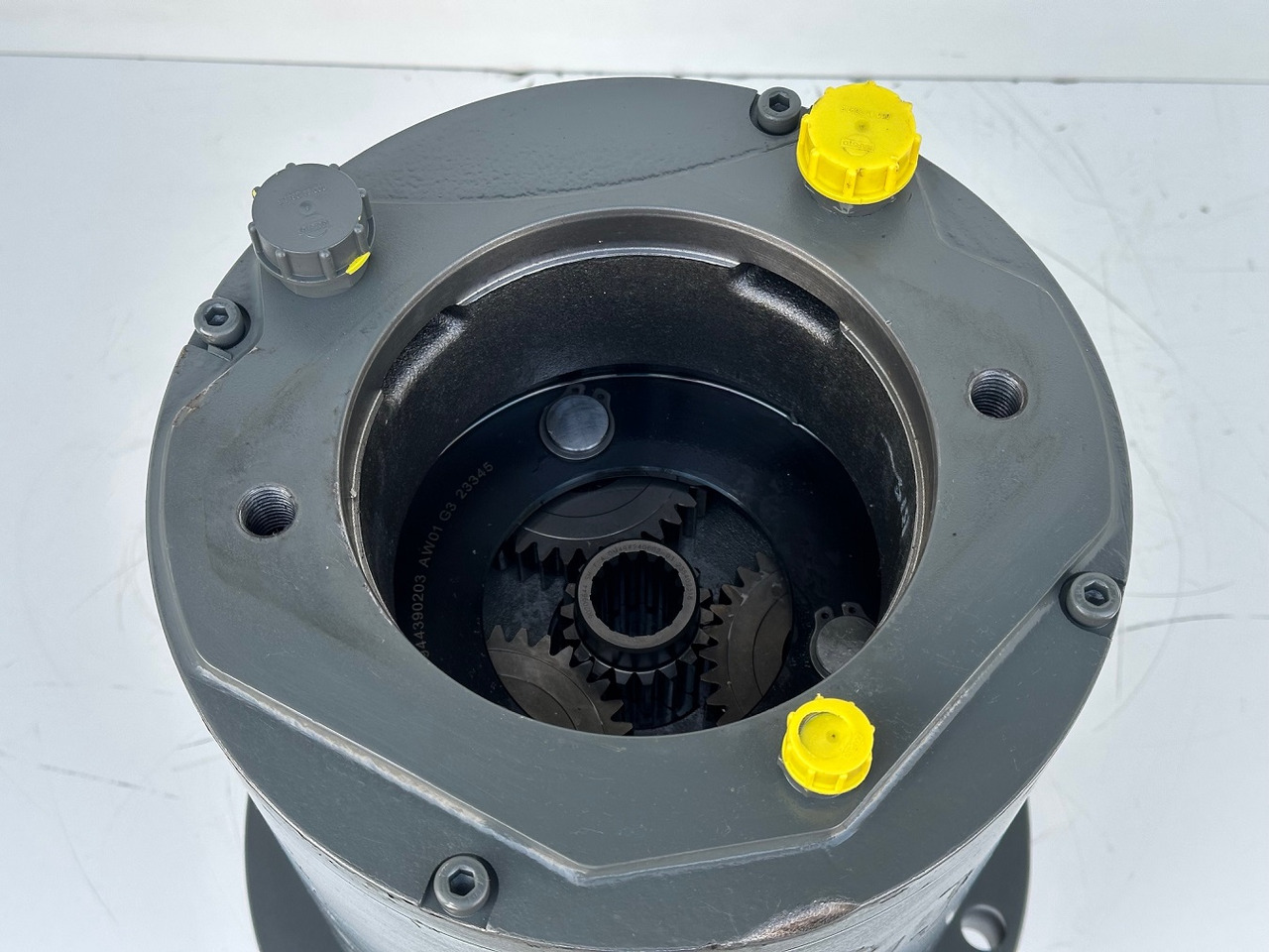 Liebherr Original Schwenkantrieb SAT250/278. ID-Nr.90017772-ID-Nr.90017774-ID-Nr.90209641. A913COMP,A914,A914COMP,A916,A918,A920,A922RAIL,A924RAIL,LH22,LH24,LH26,LH26,R914,R918,R920. #90209641.20308# - Reductor de giro para Maquinaria de construcción: foto 5 Liebherr Original Schwenkantrieb SAT250/278. ID-Nr.90017772-ID-Nr.90017774-ID-Nr.90209641. A913COMP,A914,A914COMP,A916,A918,A920,A922RAIL,A924RAIL,LH22,LH24,LH26,LH26,R914,R918,R920. #90209641.20308# - Reductor de giro para Maquinaria de construcción: foto 5