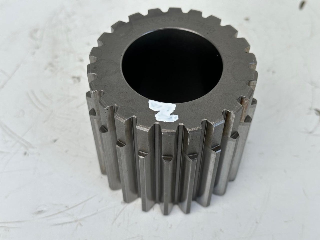 Liebherr Sonnenrad ID-Nr.9442837. FAT350 - FAT350P022 - FAT350P032 - FAT350P059 - FAT350P062 - FAT350P068 - FAT350P079. LH22, LOS103, ER912, LOS914, LOS924 COMP, R313, R317, R900, R902, R904, R912, - Mando final para Excavadora de cadenas: foto 1 Liebherr Sonnenrad ID-Nr.9442837. FAT350 - FAT350P022 - FAT350P032 - FAT350P059 - FAT350P062 - FAT350P068 - FAT350P079. LH22, LOS103, ER912, LOS914, LOS924 COMP, R313, R317, R900, R902, R904, R912, - Mando final para Excavadora de cadenas: foto 1