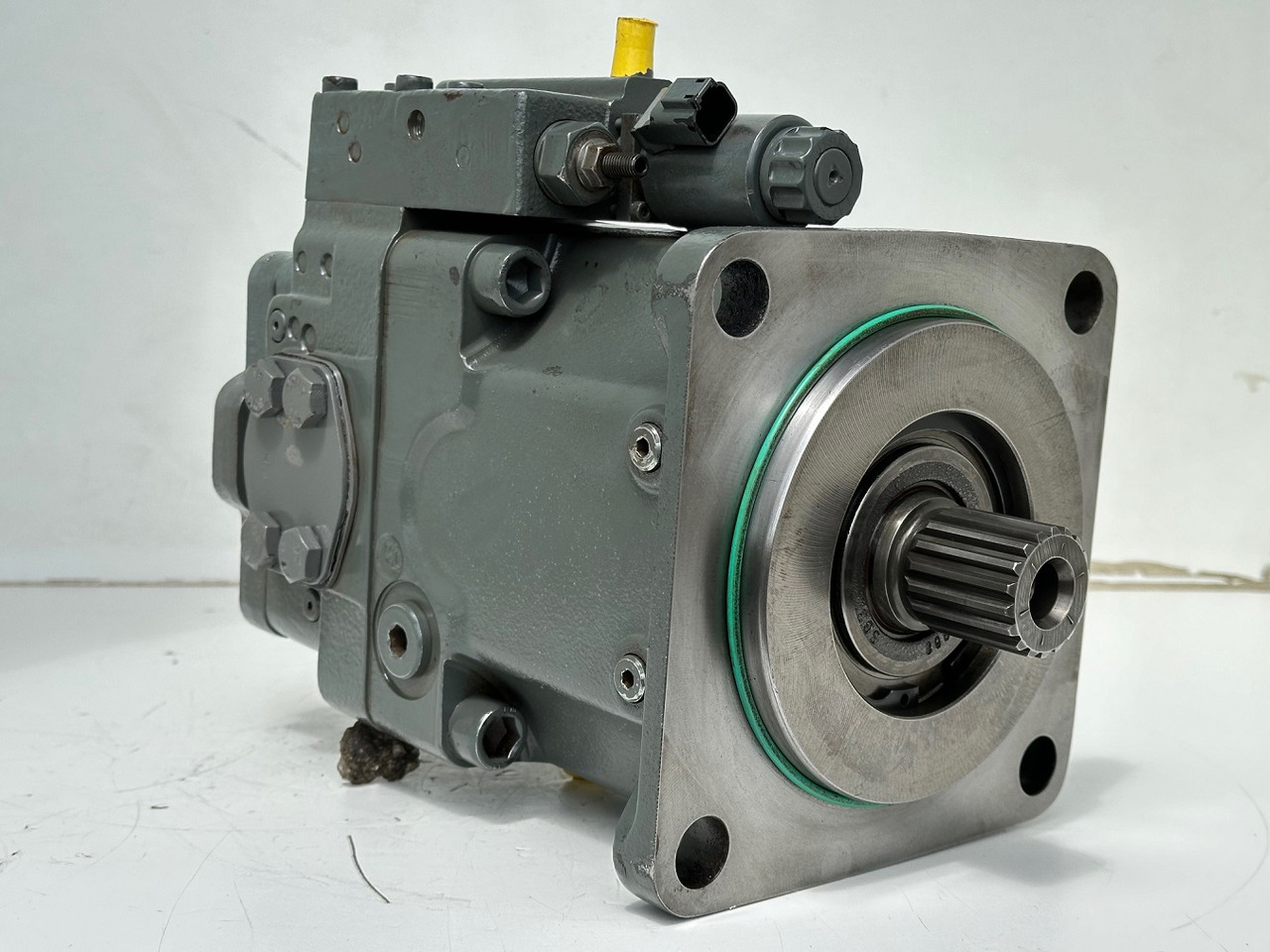 Liebherr Verstellpumpe Typ:A11VO75EP. ID-Nr.10412657. LH120C, LH120CG, LH120ET, LH120M, LH150C, LH150M. #10412657.26526937# - Bomba hidráulica para Excavadora de ruedas: foto 2 Liebherr Verstellpumpe Typ:A11VO75EP. ID-Nr.10412657. LH120C, LH120CG, LH120ET, LH120M, LH150C, LH150M. #10412657.26526937# - Bomba hidráulica para Excavadora de ruedas: foto 2