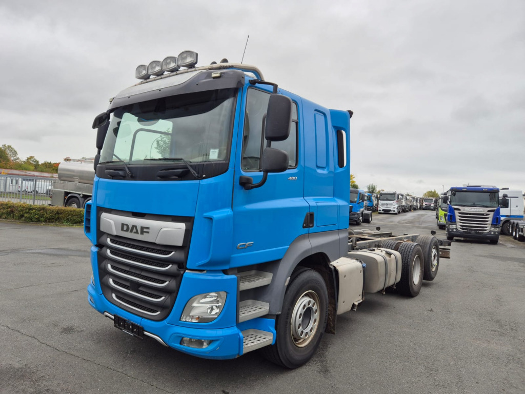 DAF CF 480 6x2 (Nr. 6097) - Camión chasis: foto 3 DAF CF 480 6x2 (Nr. 6097) - Camión chasis: foto 3