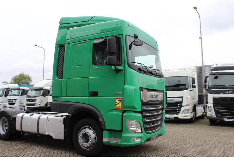 DAF XF 106.480 * EURO6 * 2 TANK * - Cabeza tractora: foto 5 DAF XF 106.480 * EURO6 * 2 TANK * - Cabeza tractora: foto 5