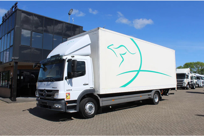 Mercedes-Benz Atego 1224 * EURO5 * MANUAL * 1 BED * - Camión caja cerrada: foto 2 Mercedes-Benz Atego 1224 * EURO5 * MANUAL * 1 BED * - Camión caja cerrada: foto 2