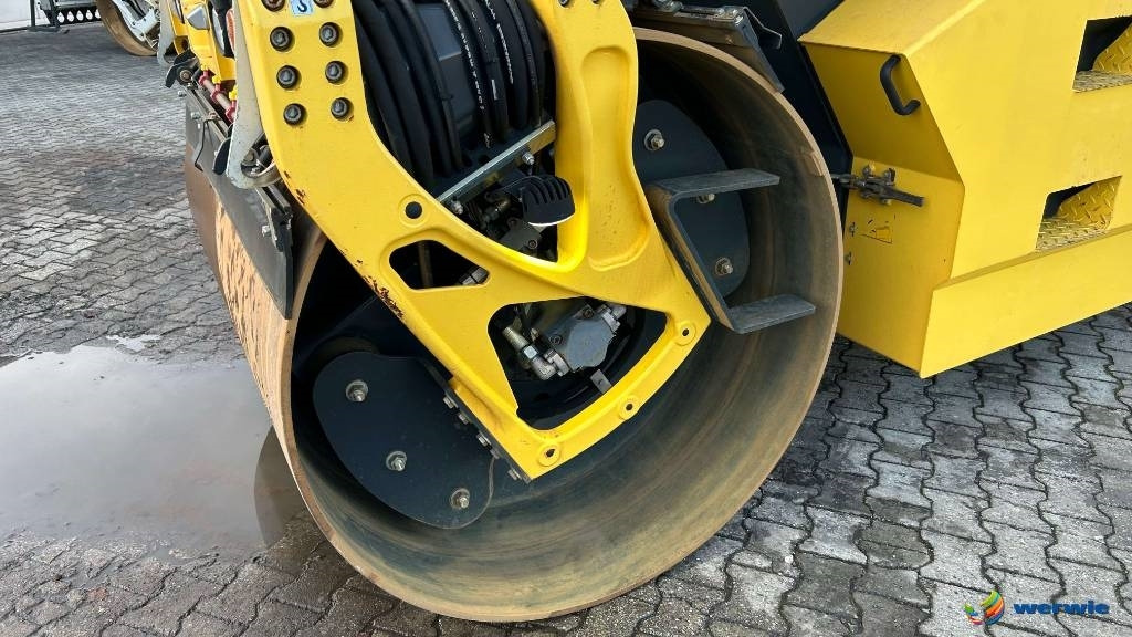 Apisonadora de asfalto Bomag BW 174 AP-4V AM: foto 6 Apisonadora de asfalto Bomag BW 174 AP-4V AM: foto 6