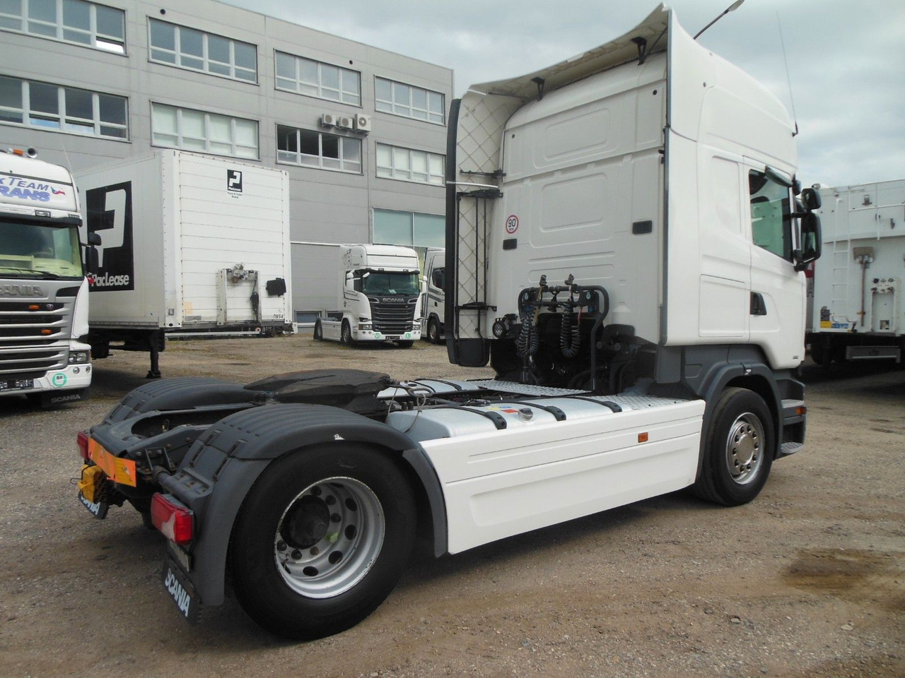 Scania R450,RETARDER,STANDART,NEUE TACHO SMART 2 - Cabeza tractora: foto 3 Scania R450,RETARDER,STANDART,NEUE TACHO SMART 2 - Cabeza tractora: foto 3