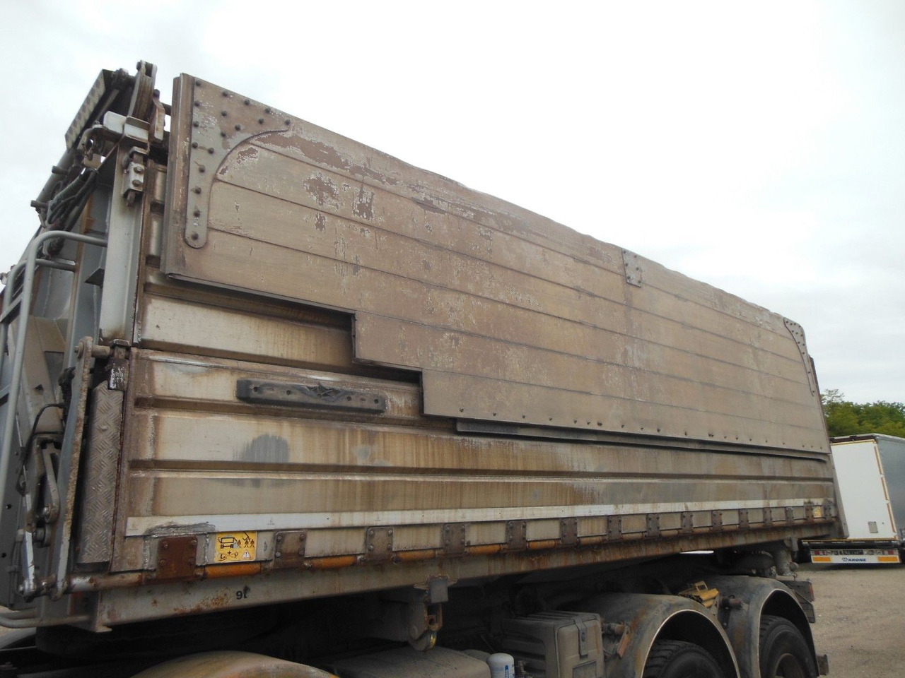 Camión volquete Mercedes-Benz ACTROS 4144, 8X6, 3 PEDALE, MEILLER, BODRMATIC: foto 14 Camión volquete Mercedes-Benz ACTROS 4144, 8X6, 3 PEDALE, MEILLER, BODRMATIC: foto 14