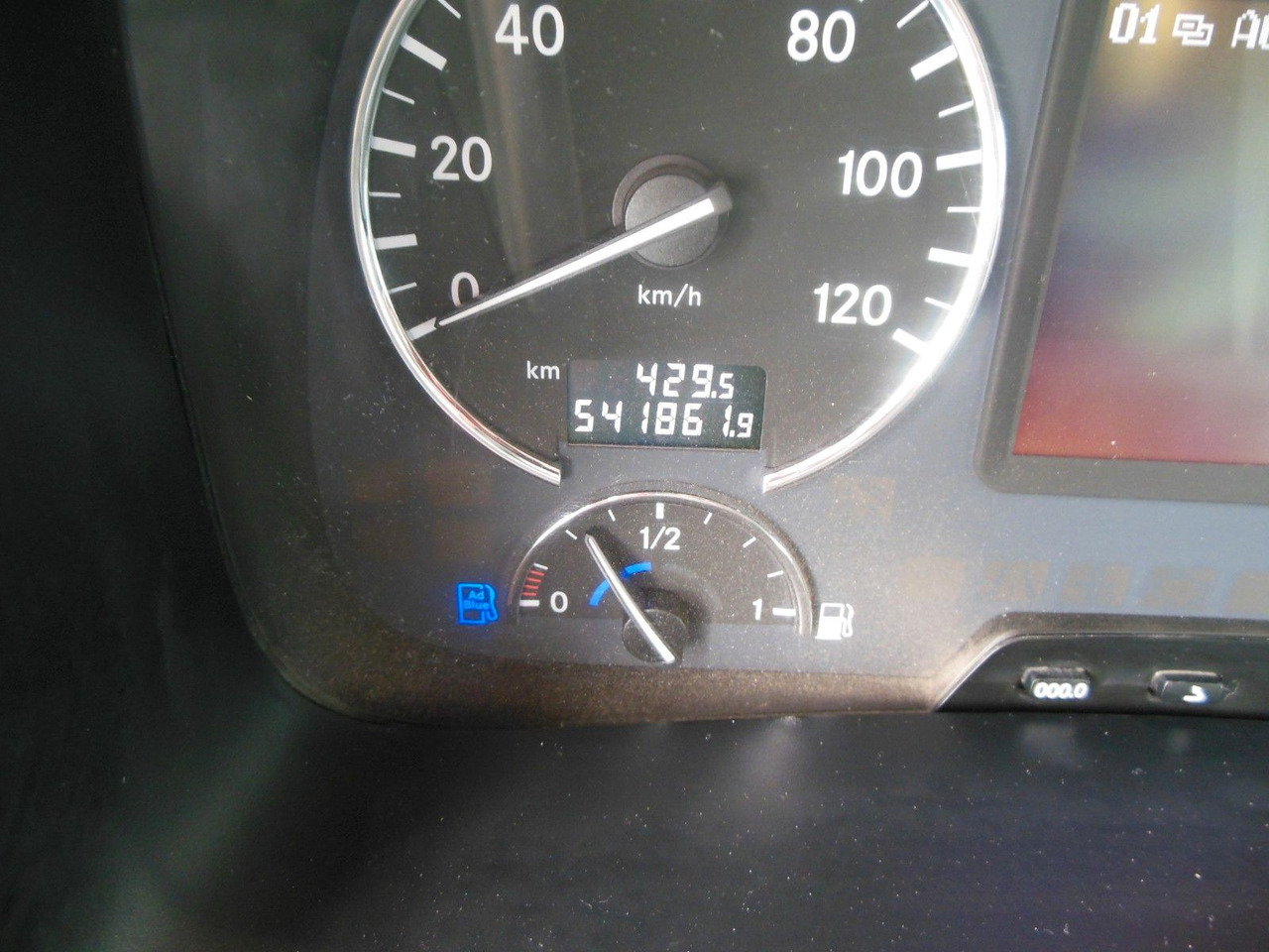 Camión volquete Mercedes-Benz ACTROS 4144, 8X6, 3 PEDALE, MEILLER, BODRMATIC: foto 22 Camión volquete Mercedes-Benz ACTROS 4144, 8X6, 3 PEDALE, MEILLER, BODRMATIC: foto 22