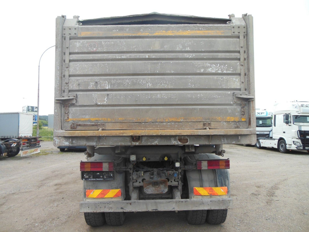 Camión volquete Mercedes-Benz ACTROS 4144, 8X6, 3 PEDALE, MEILLER, BODRMATIC: foto 6 Camión volquete Mercedes-Benz ACTROS 4144, 8X6, 3 PEDALE, MEILLER, BODRMATIC: foto 6