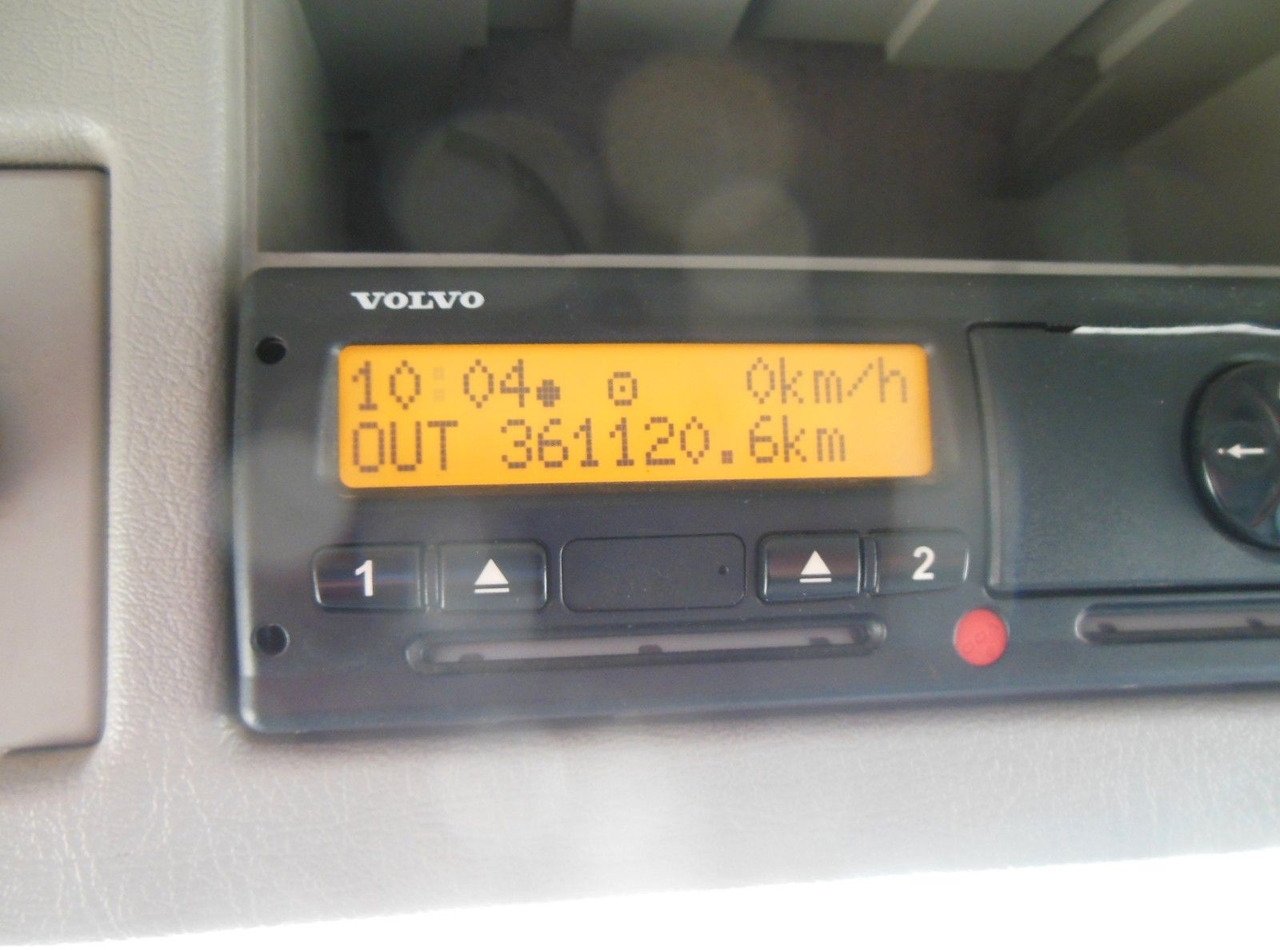 Arrendamiento de  Volvo FM 410, 6X2, DREISEITEN KIPPER, HIAB XS 211 Volvo FM 410, 6X2, DREISEITEN KIPPER, HIAB XS 211: foto 25