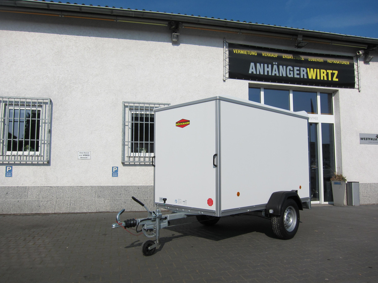 Böckmann Koffer KT 2513/135 251x130x152cm weiß (S) 1350kg AKTION Modell 23 - Remolque caja cerrada: foto 3 Böckmann Koffer KT 2513/135 251x130x152cm weiß (S) 1350kg AKTION Modell 23 - Remolque caja cerrada: foto 3