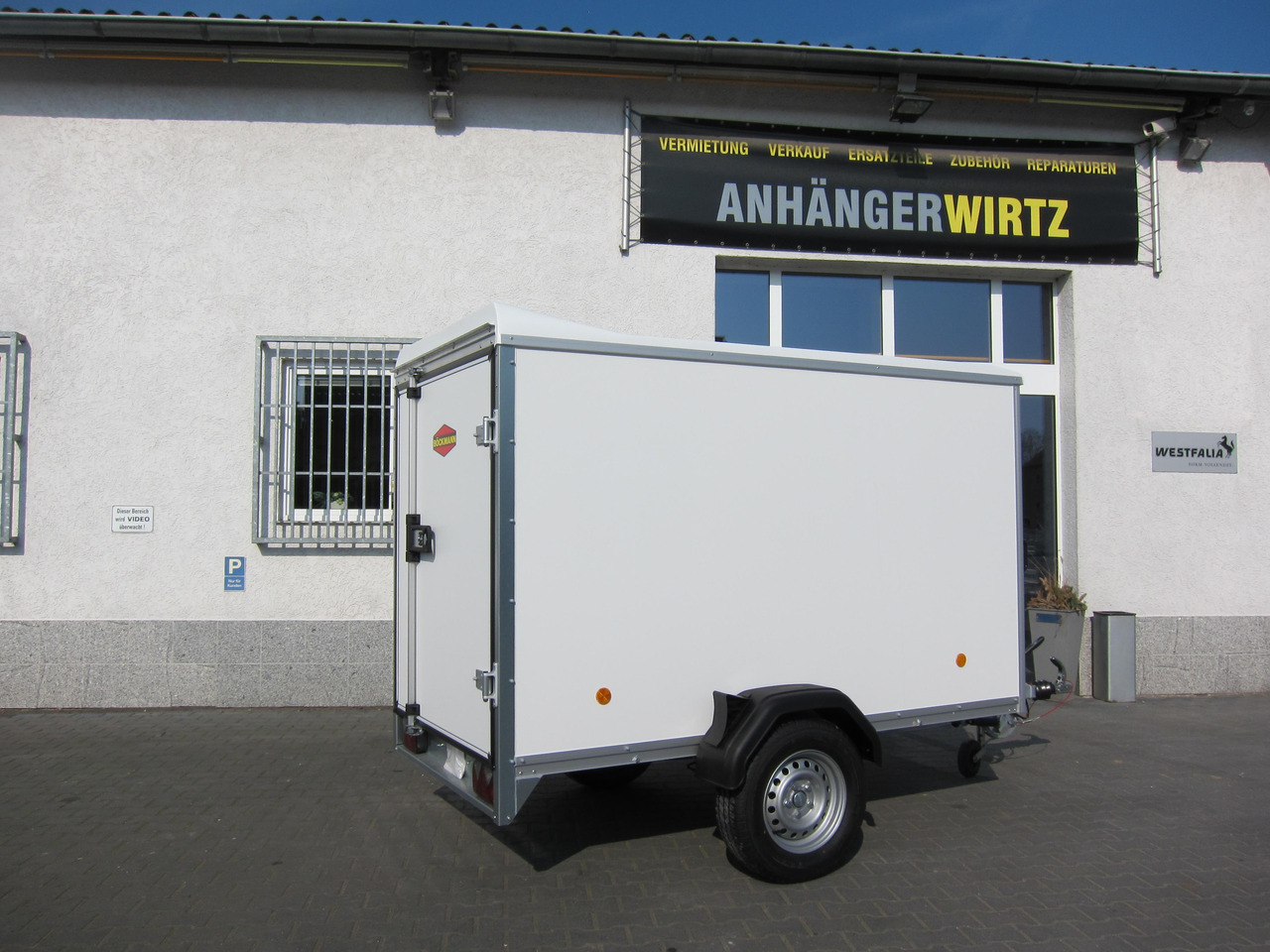 Böckmann Koffer KT 2513/135 251x130x152cm weiß (S) 1350kg AKTION Modell 23 - Remolque caja cerrada: foto 5 Böckmann Koffer KT 2513/135 251x130x152cm weiß (S) 1350kg AKTION Modell 23 - Remolque caja cerrada: foto 5