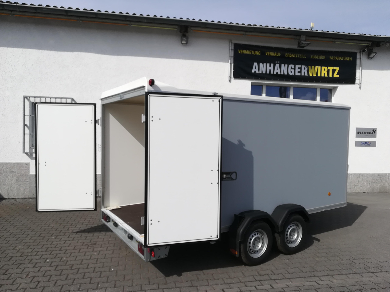 Böckmann Koffer KT 4018/27 M grau 400x185x182cm (XL) 2700kg - Remolque caja cerrada: foto 2 Böckmann Koffer KT 4018/27 M grau 400x185x182cm (XL) 2700kg - Remolque caja cerrada: foto 2