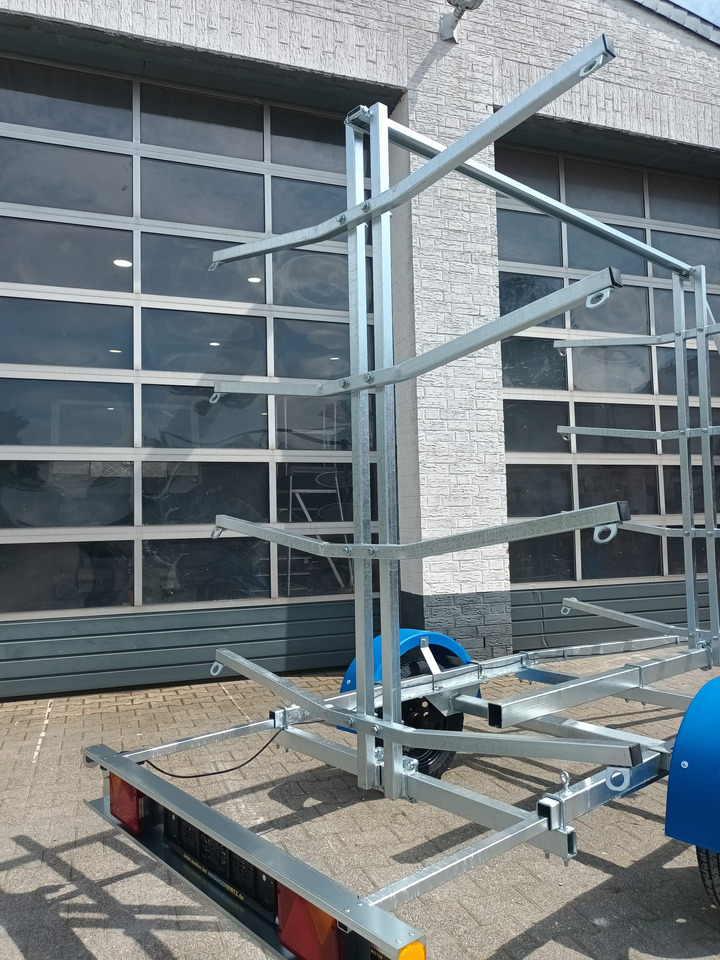 Bootsanhänger Boattrailer Neptun NAVY N7-17 KY Kanu Kajak SUP Board Gestell 750kg Modell 2024 - Remolque para barco: foto 4 Bootsanhänger Boattrailer Neptun NAVY N7-17 KY Kanu Kajak SUP Board Gestell 750kg Modell 2024 - Remolque para barco: foto 4