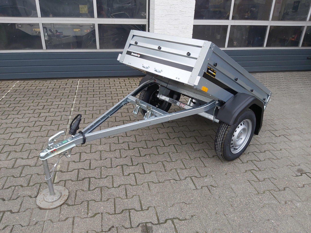 Brenderup 1150 S UB 500 144x94x35cm Klappdeichsel Anhänger (XXS) 500kg online AKTION - Remolque de coche: foto 3 Brenderup 1150 S UB 500 144x94x35cm Klappdeichsel Anhänger (XXS) 500kg online AKTION - Remolque de coche: foto 3