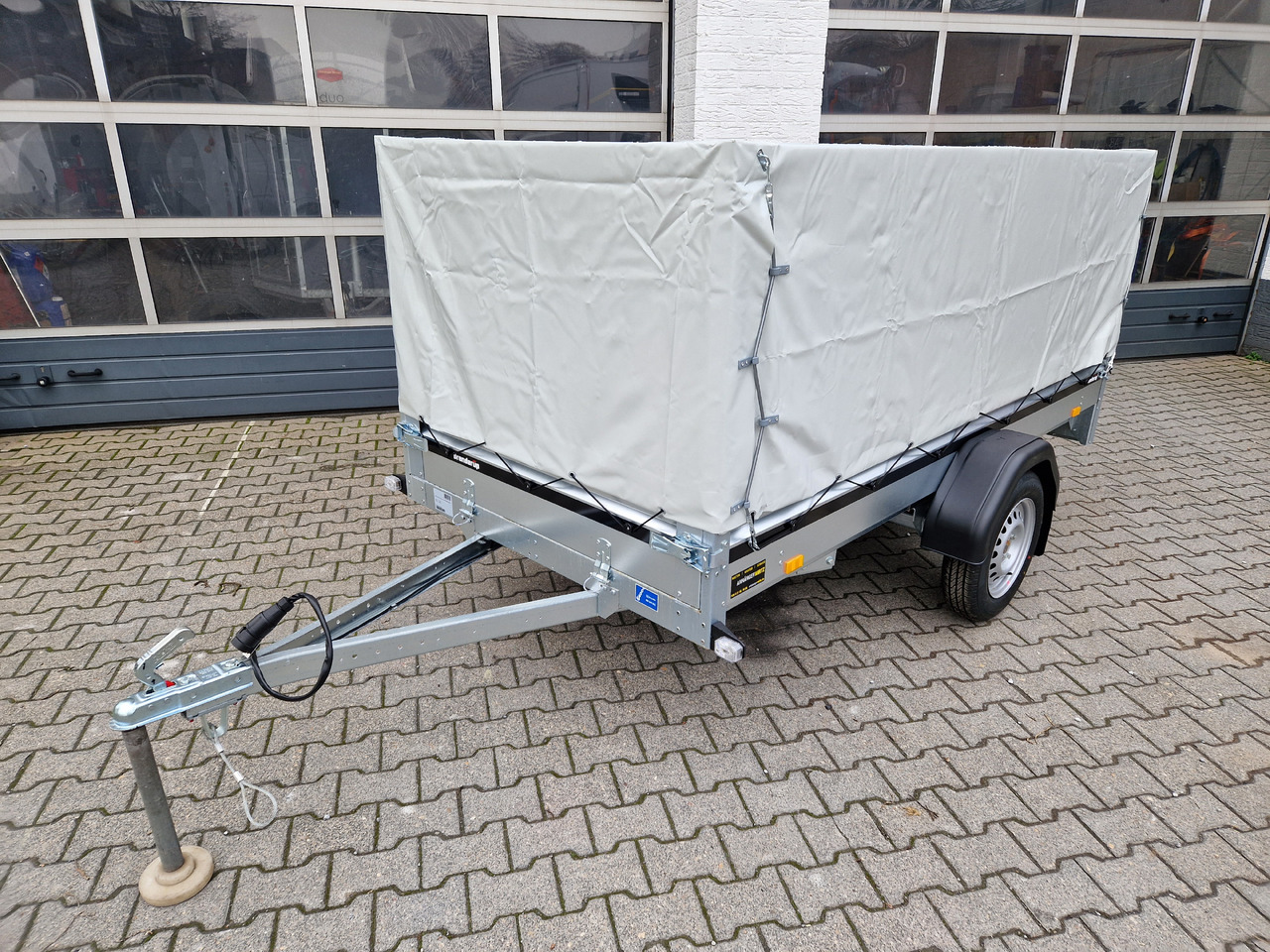 Brenderup 2270S UB 750 270x128x100cm Hochplane (S) 750kg - Remolque de coche: foto 3 Brenderup 2270S UB 750 270x128x100cm Hochplane (S) 750kg - Remolque de coche: foto 3