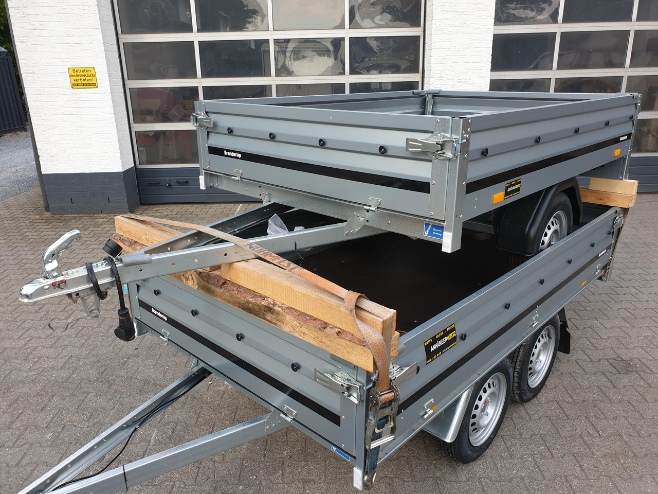 Brenderup 3205 SUB 750 204x142x35cm (XS) 750kg TOPSELLER - Remolque plataforma/ Caja abierta: foto 1 Brenderup 3205 SUB 750 204x142x35cm (XS) 750kg TOPSELLER - Remolque plataforma/ Caja abierta: foto 1